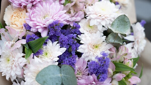Blomster der kan tåle nogle timer uden vand